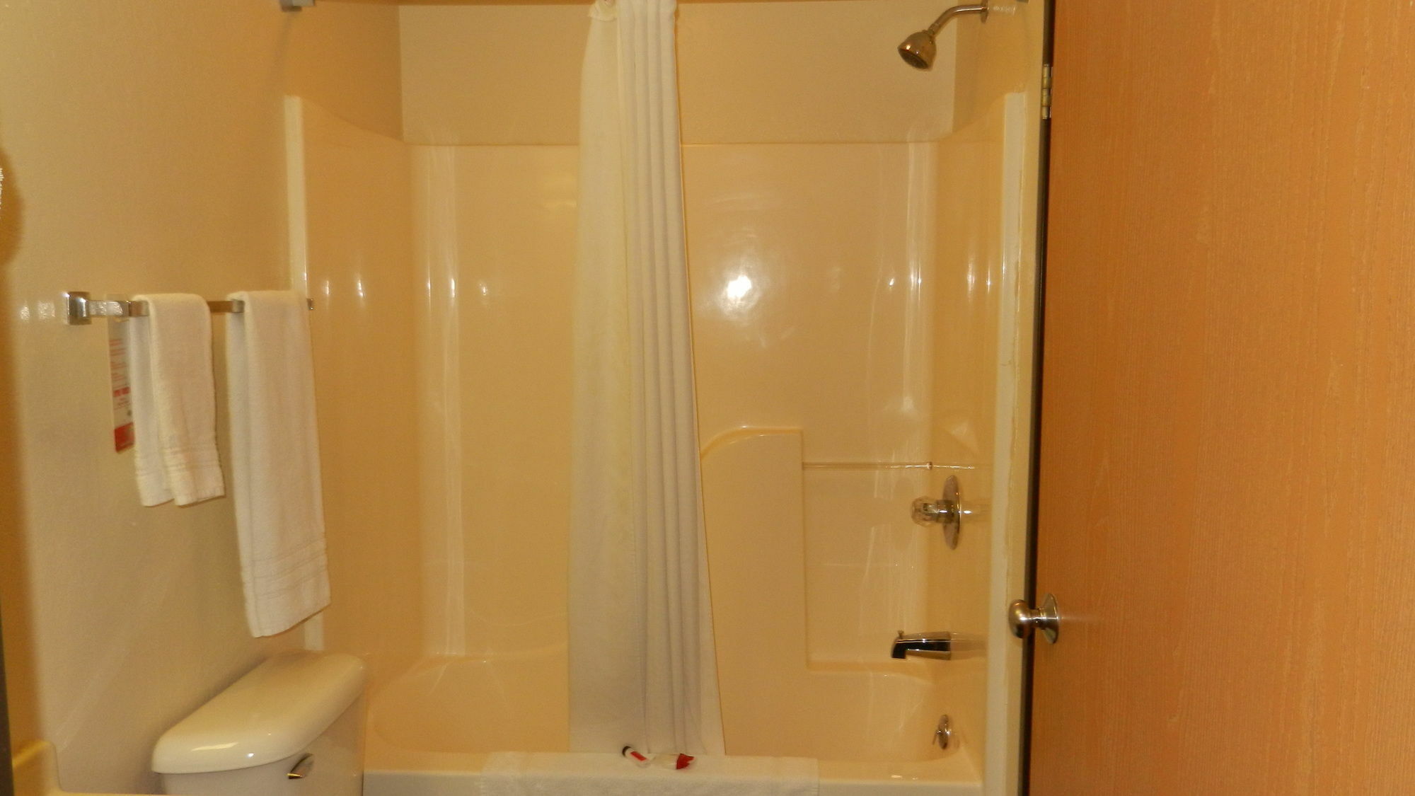 Super 8 By Wyndham Potosi Hotel Bagian luar foto