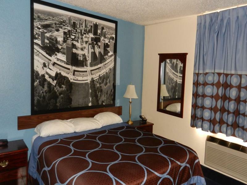Super 8 By Wyndham Potosi Hotel Bagian luar foto